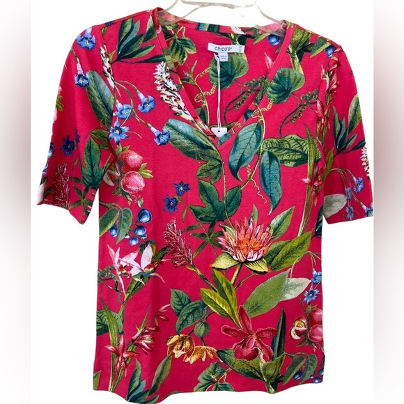 NWT Chico's Botanical V-Neck Strawberry Maragrita Everyday Tee (Size 00) - Picture 2 of 10